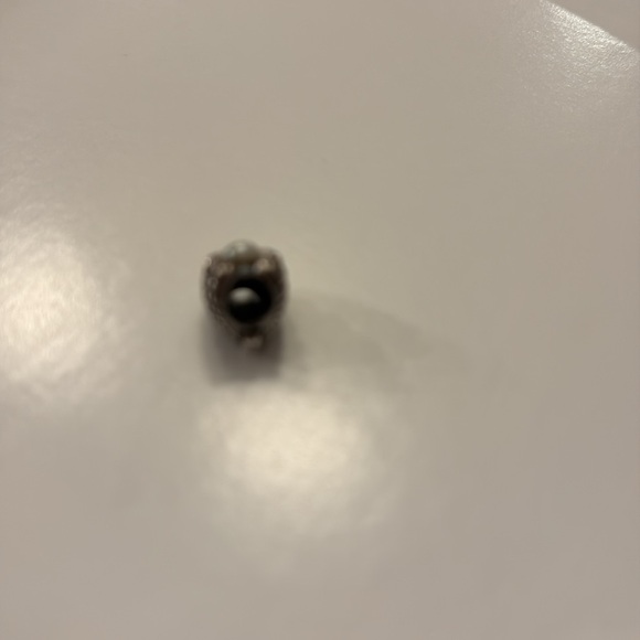 Pandora clam with pearl charm - Picture 3 of 4